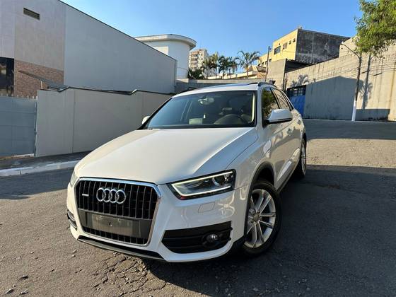 AUDI Q3 2.0 TFSI AMBIENTE QUATTRO 4P GASOLINA S TRONIC AUDI Q3 2.0 TFSI AMBIENTE QUATTRO 4P GASOLINA S TRONIC